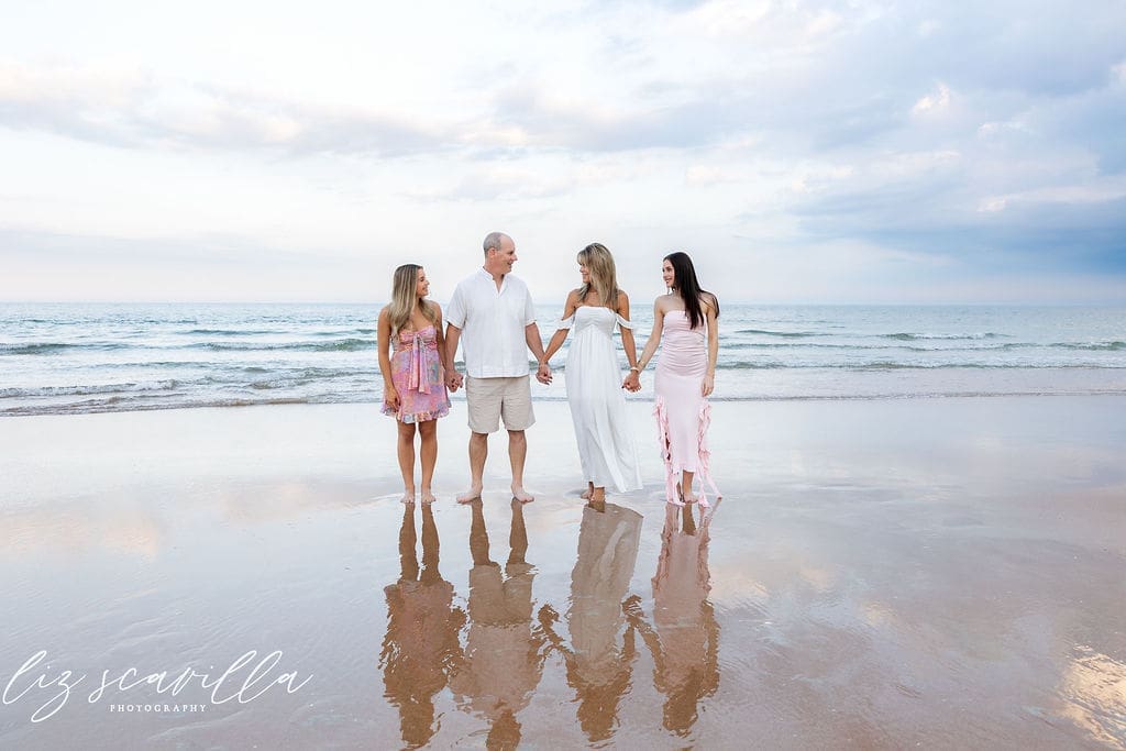 family photo outfit ideas for beach family photos in neutral tones