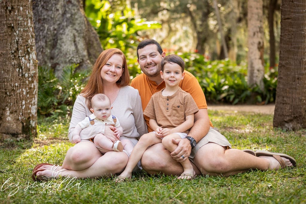 family photo outfit ideas for garden family photos in warm tones